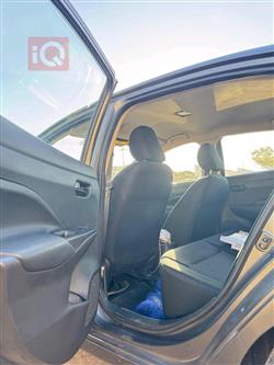 نيسان فيرسا